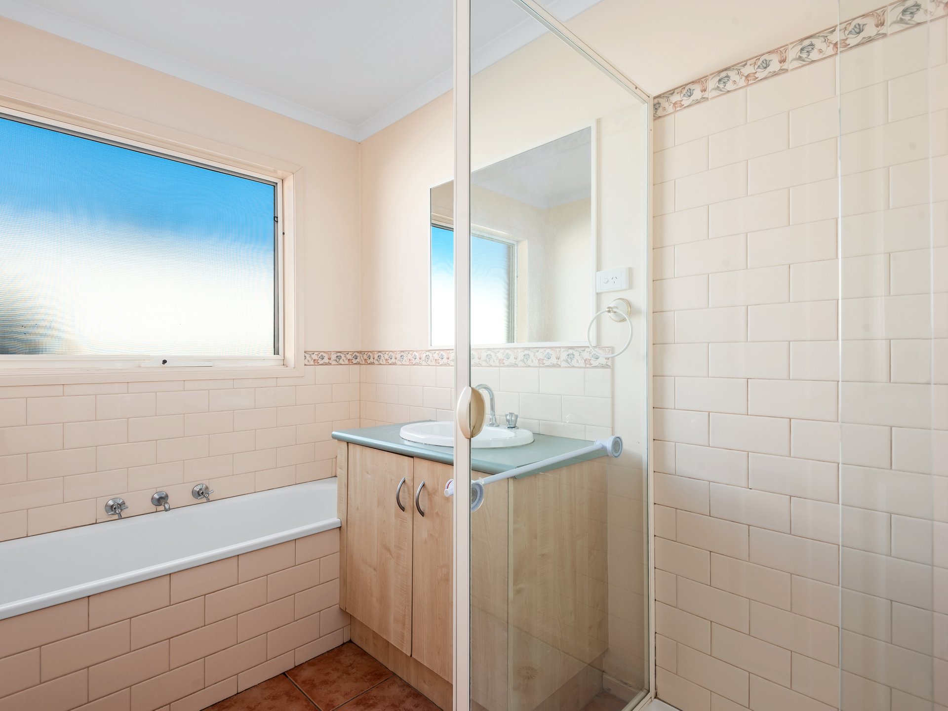 Property Gallery Thumbnail 7