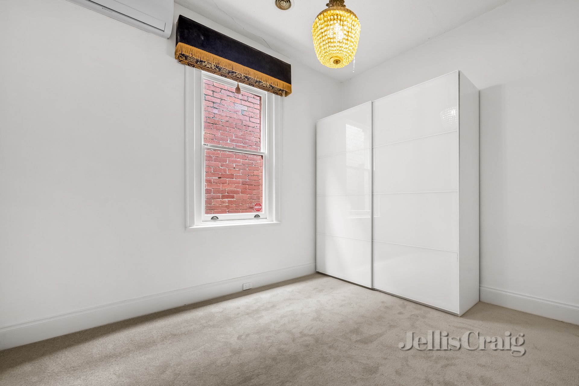 21 Fern Avenue, Windsor image 6