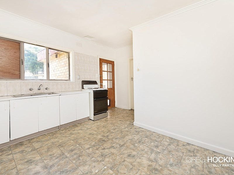 21 First Avenue, Altona North image 6