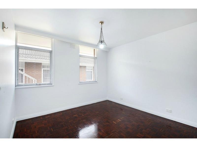 2 / 1 First Street PARKDALE
