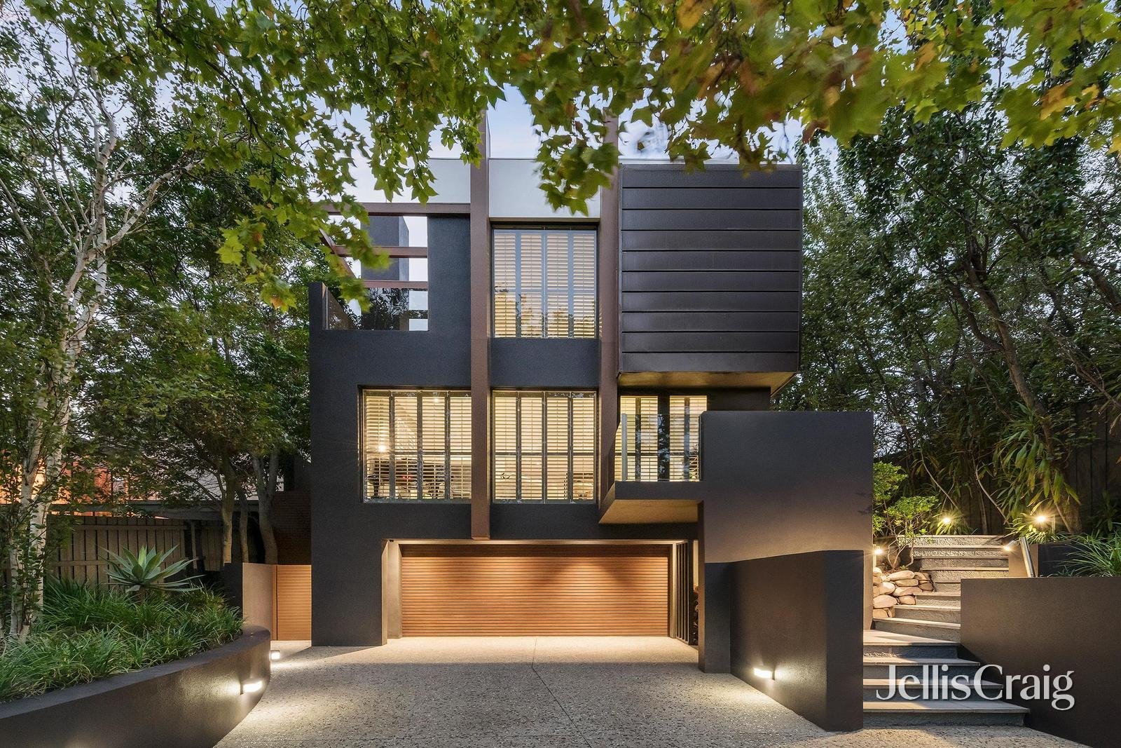 21 Gardiner Road, Hawthorn image 1