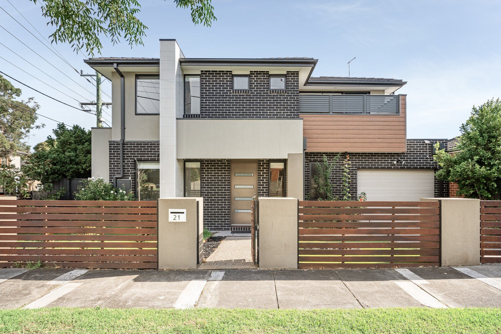 21 Garfield Street, Cheltenham image 1