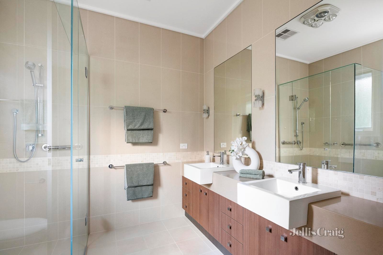 21 Guildford Road, Surrey Hills image 10