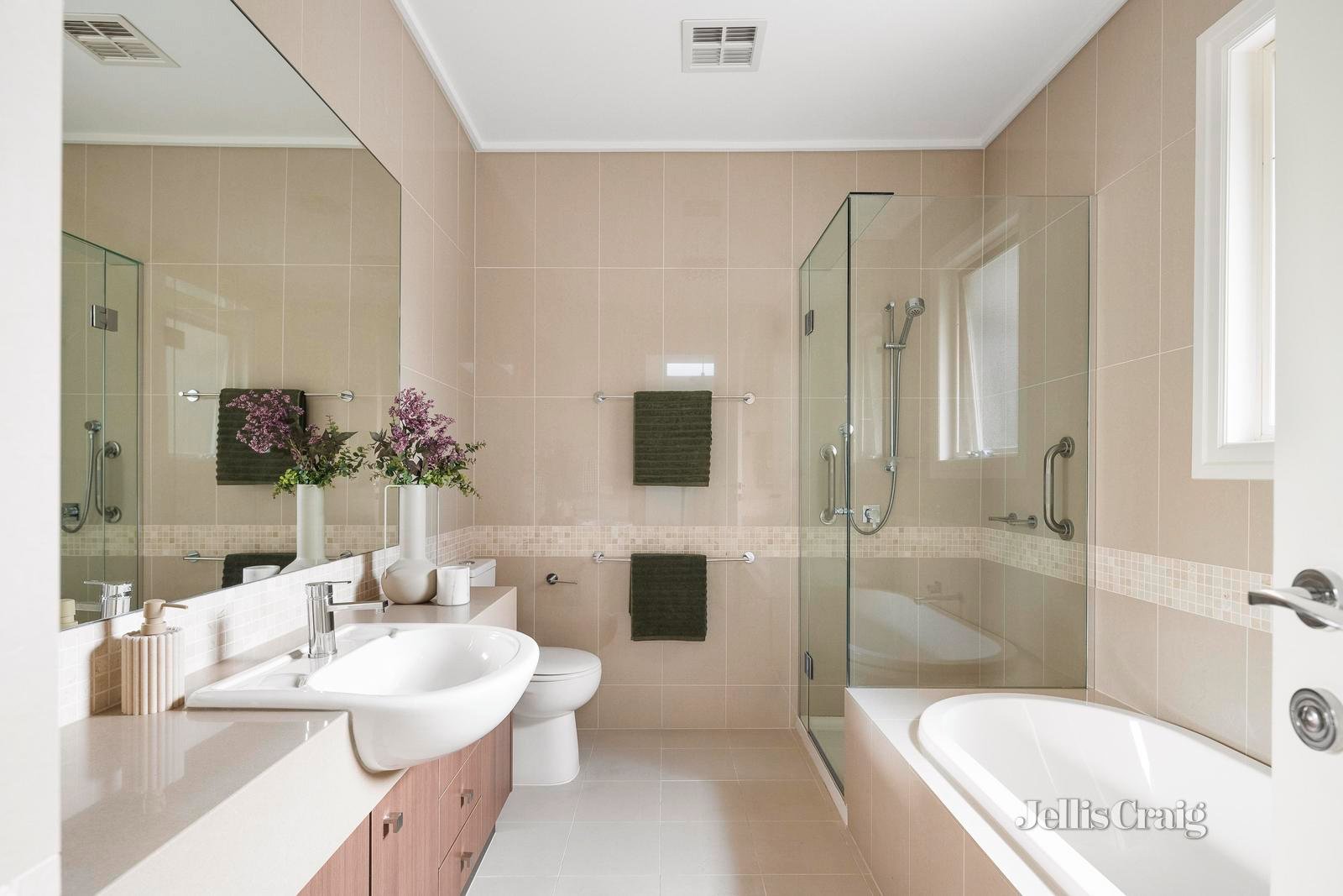 21 Guildford Road, Surrey Hills image 12