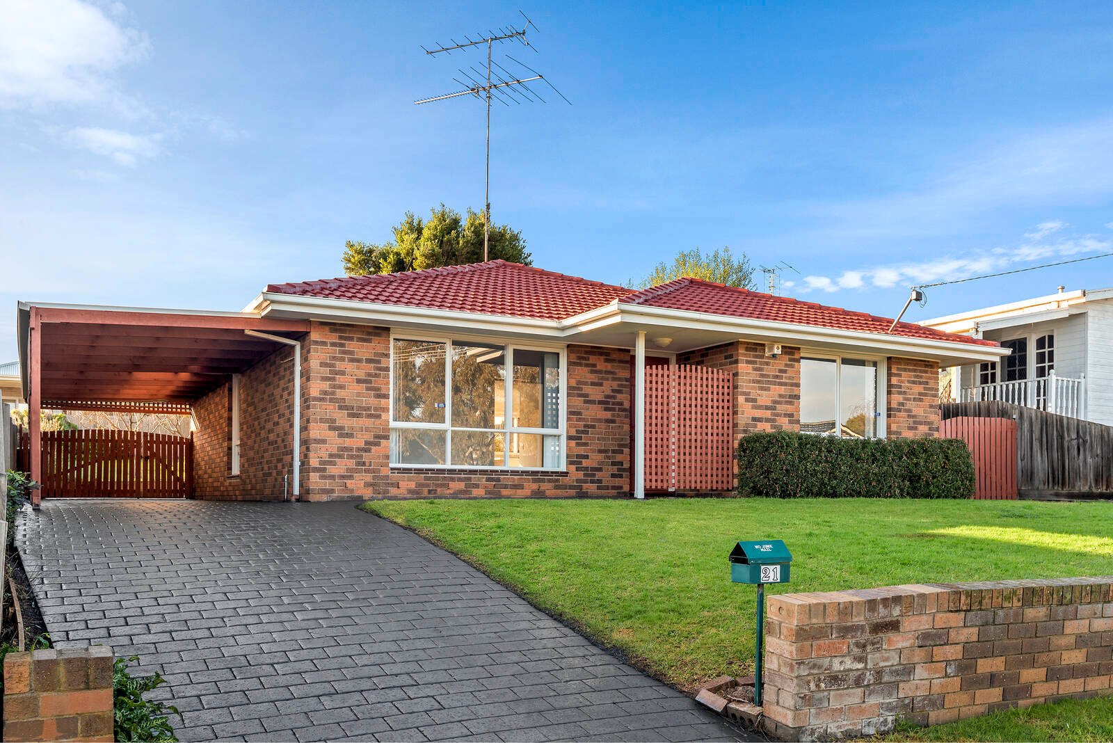 Property Gallery - Main Image