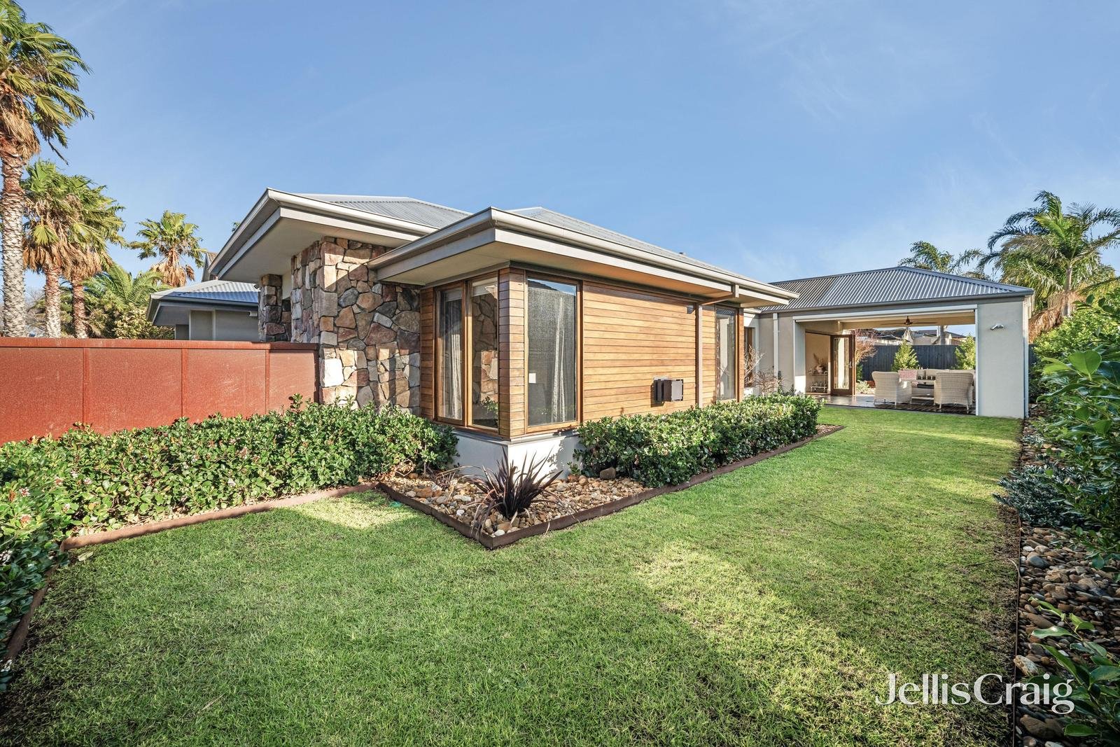 21 Harbour Drive, Patterson Lakes image 15