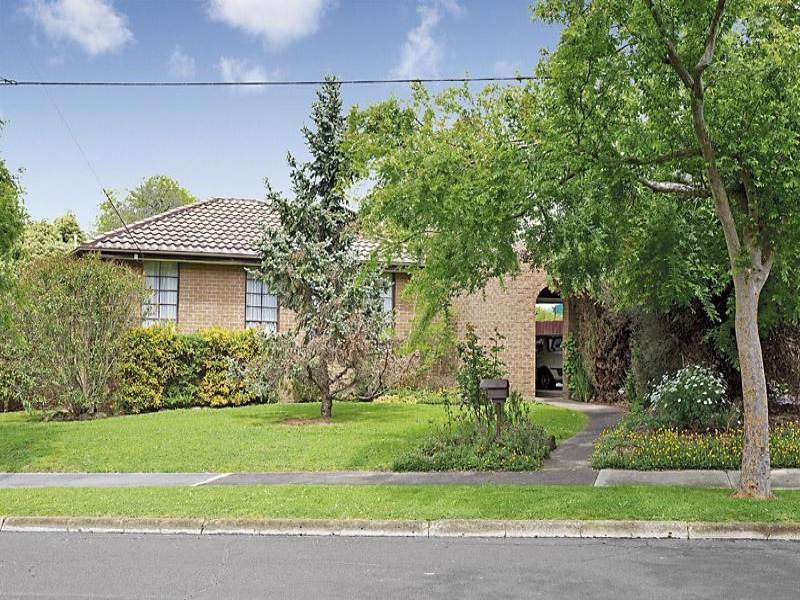 21 Hawkins Avenue, Mont Albert North image 1