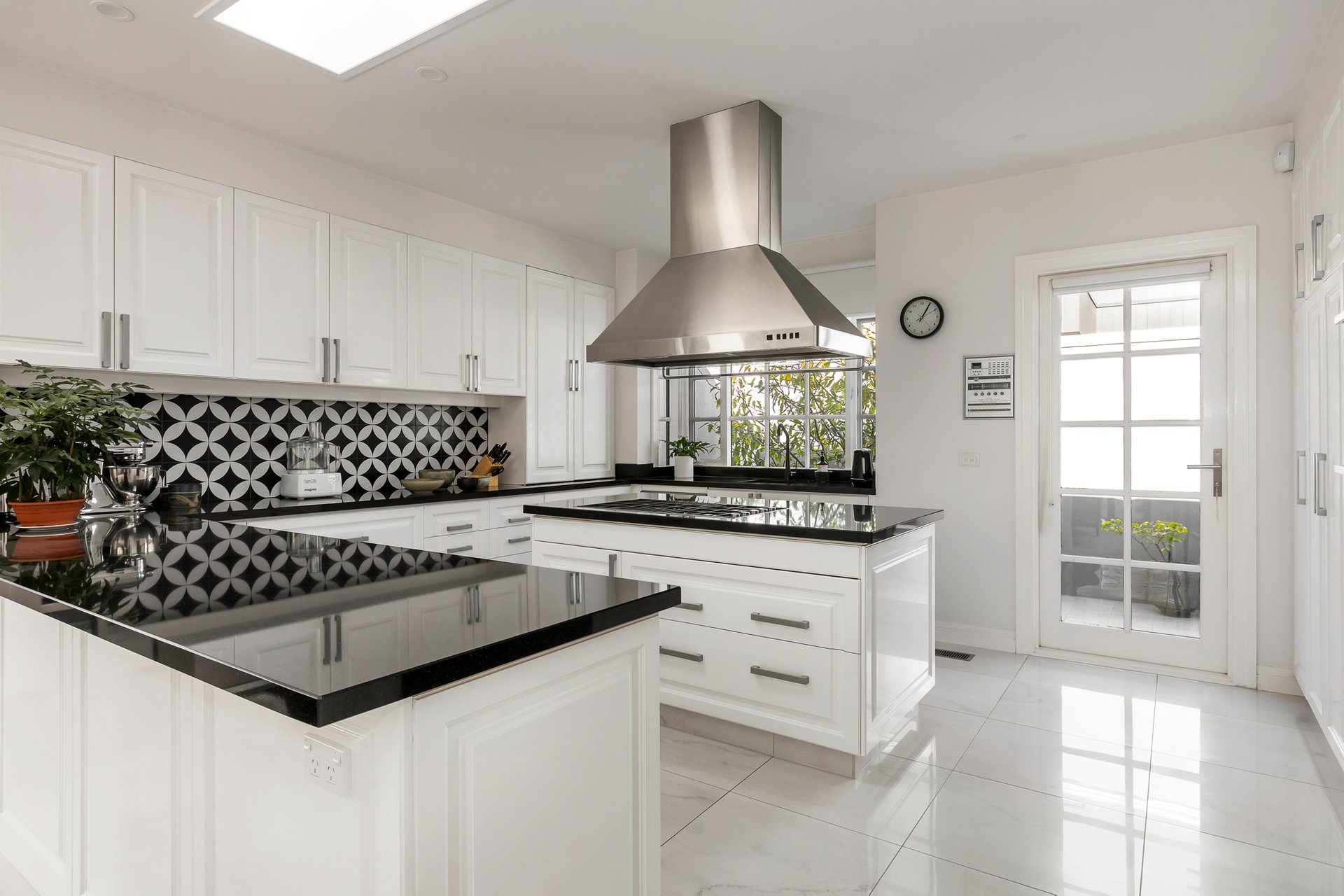 Property Gallery Thumbnail 4