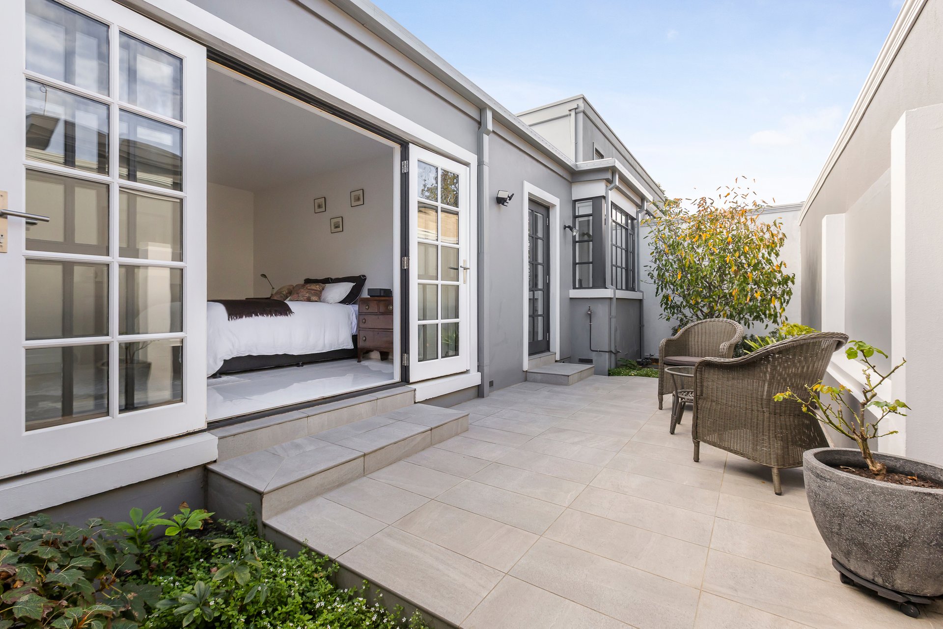 Property Gallery Thumbnail 9