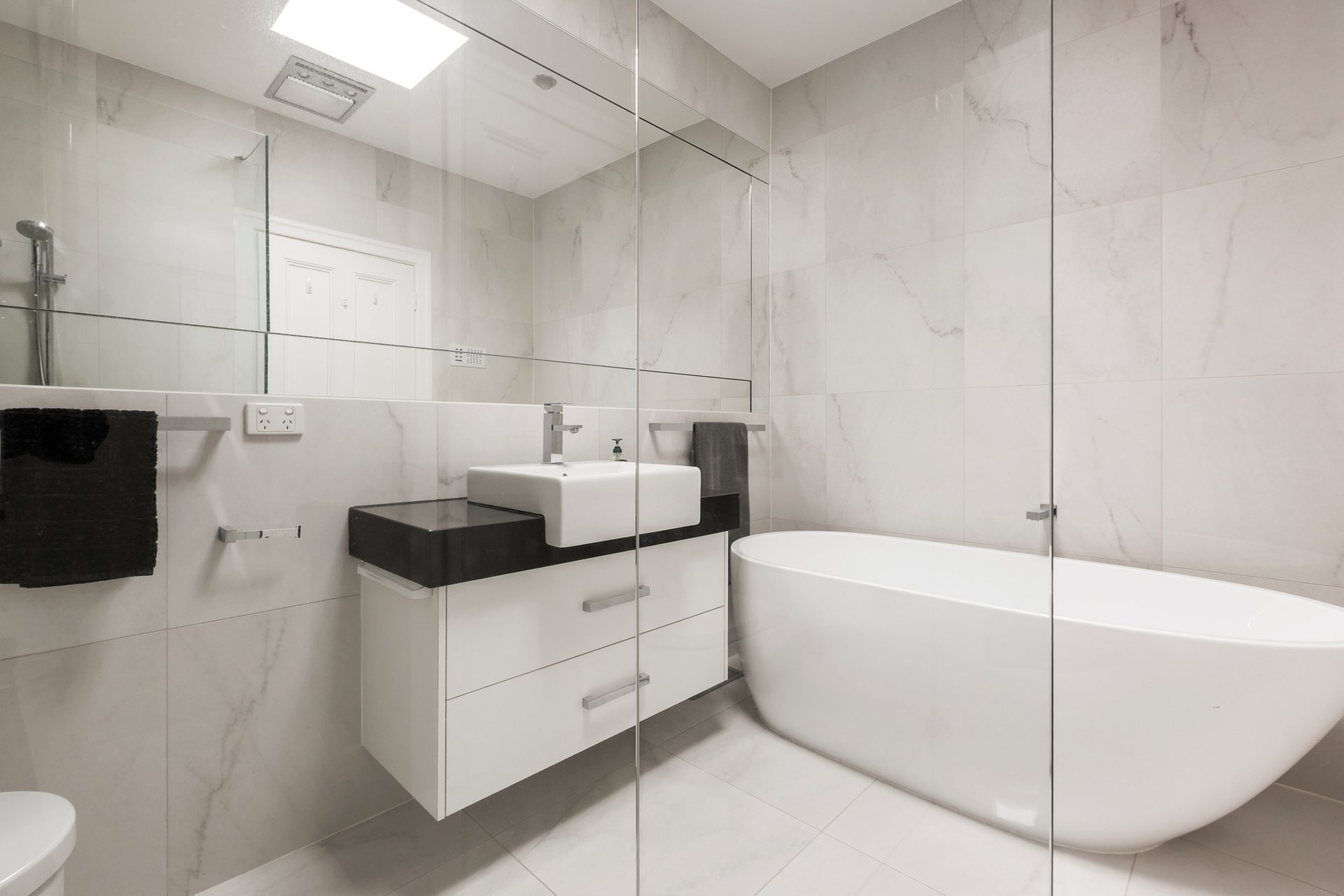 Property Gallery Thumbnail 11