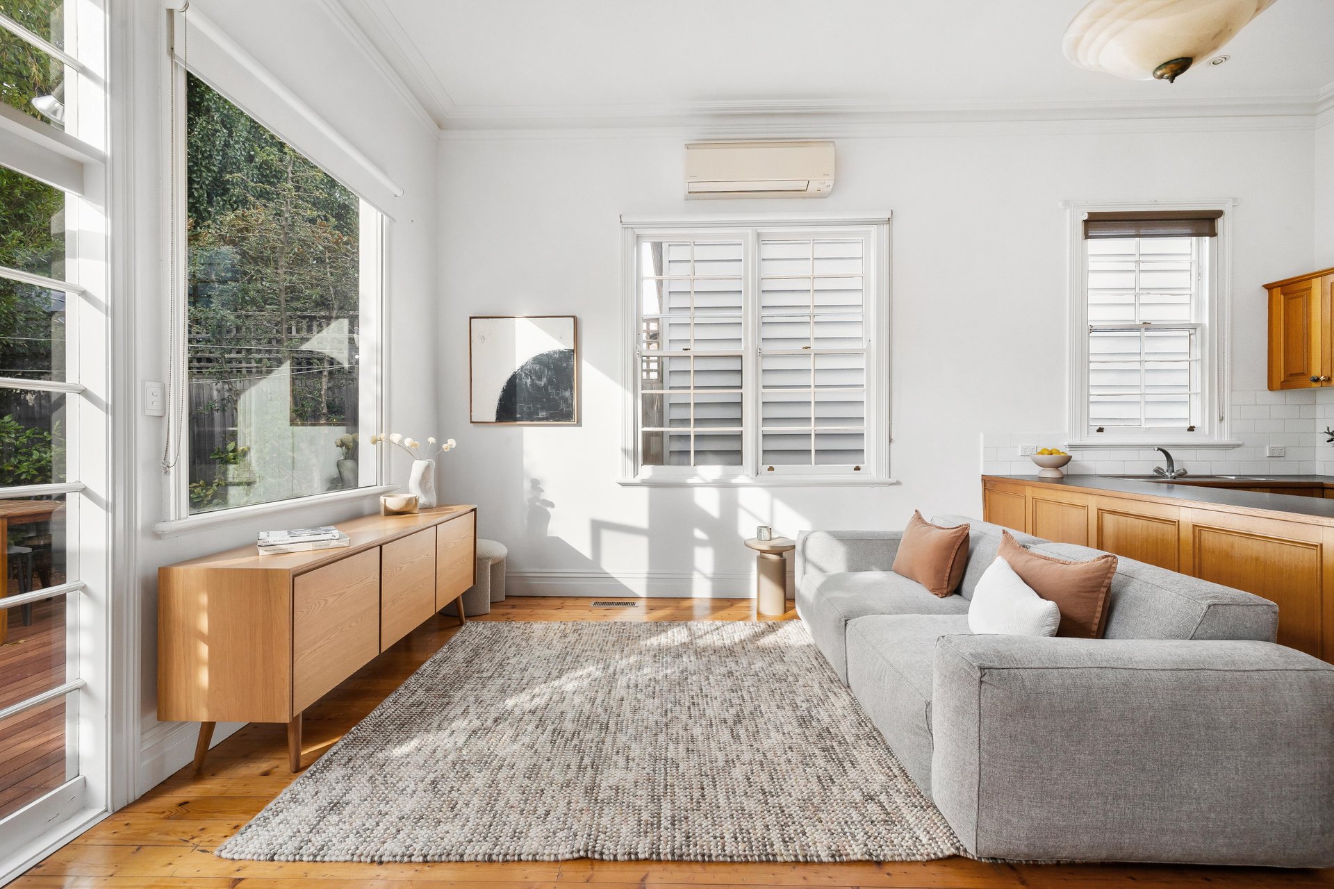 21 Henry Street, Hawthorn image 2