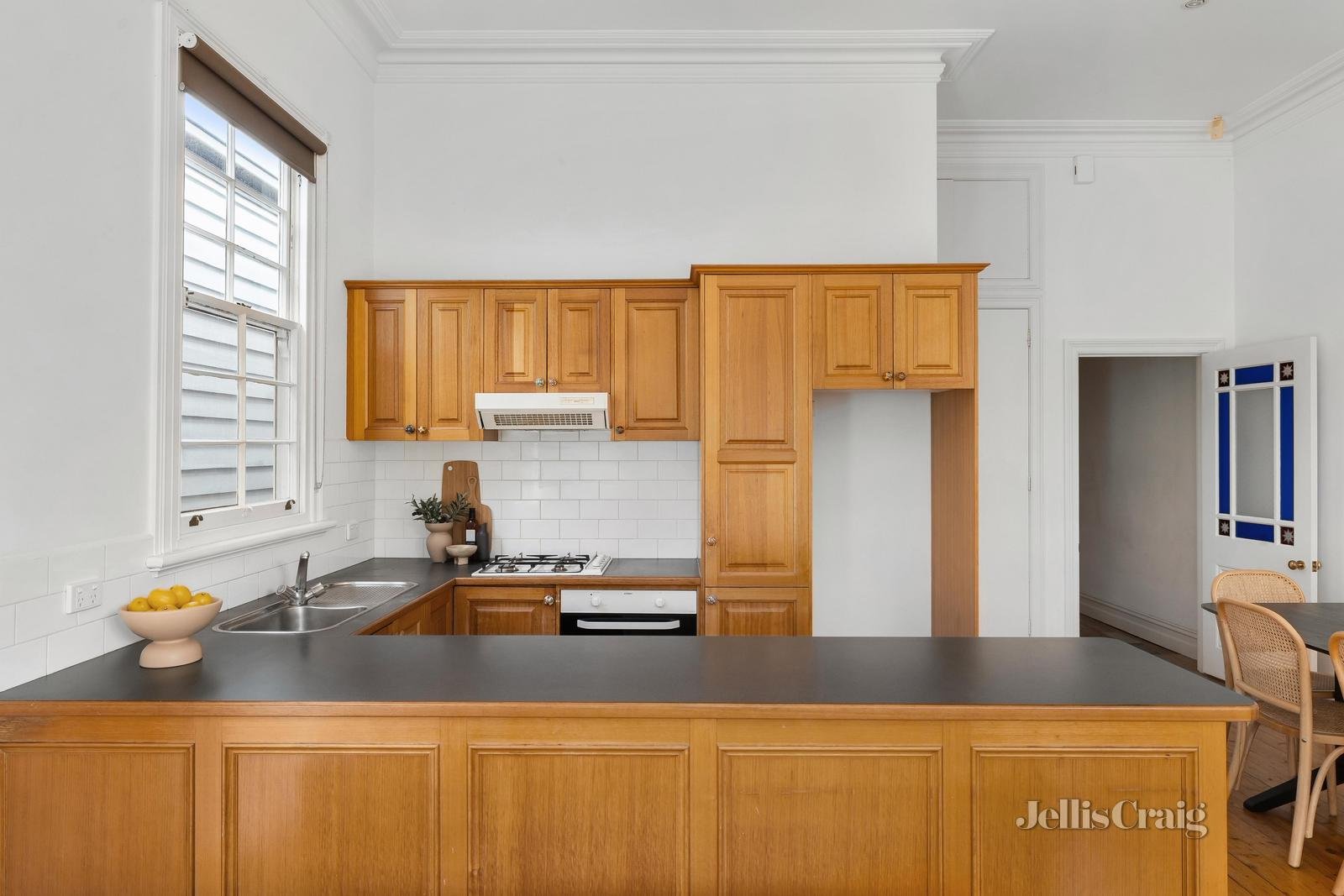 21 Henry Street, Hawthorn image 4