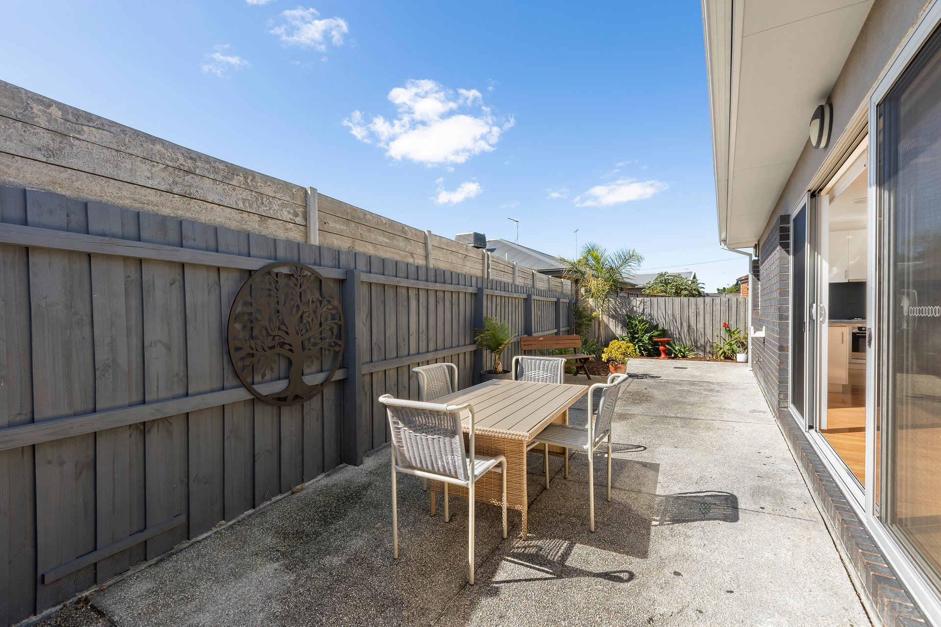 Property Gallery Thumbnail 9