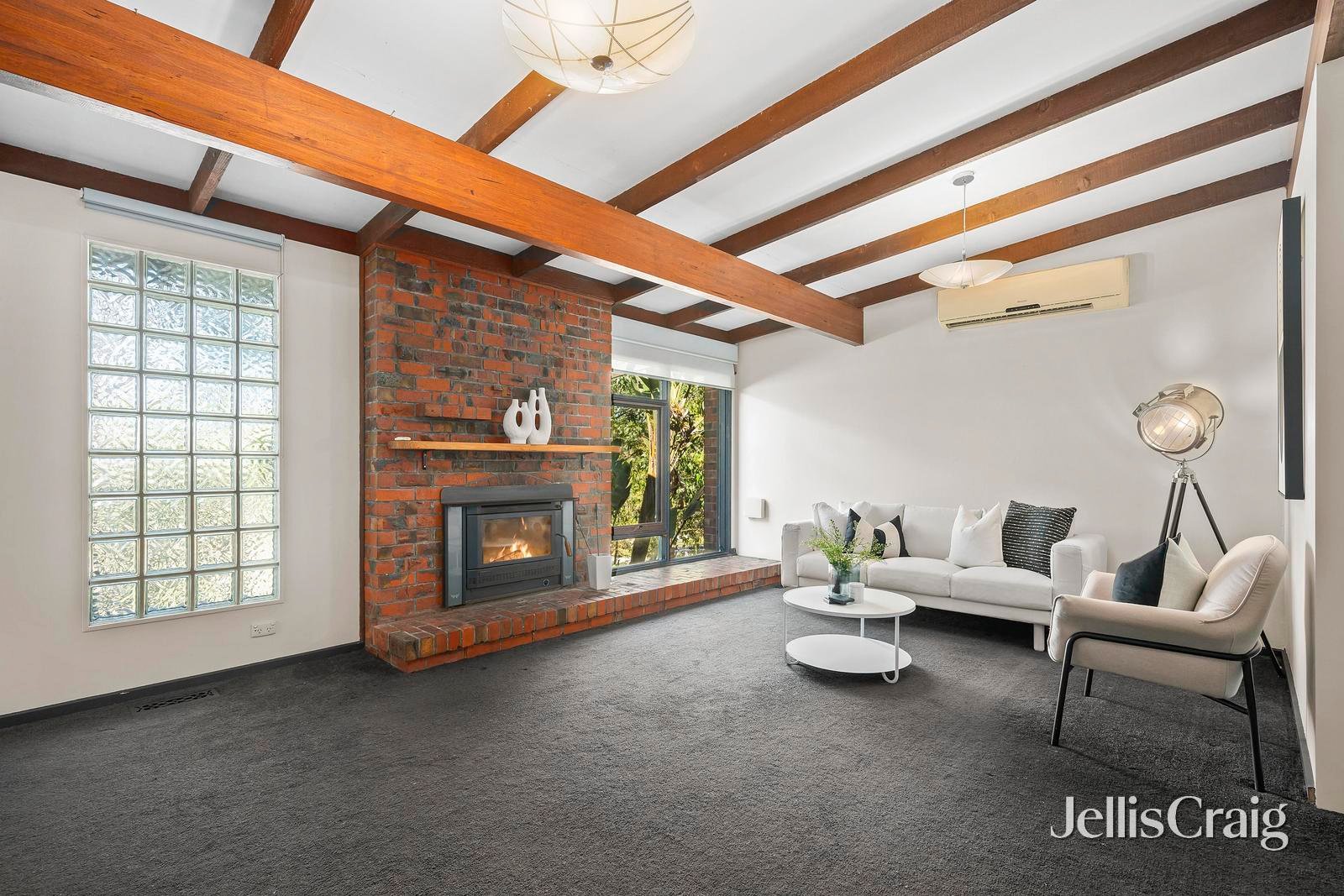 21 Highland Crescent, Mooroolbark image 2