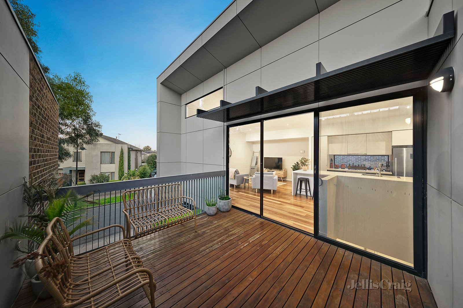 21 Hillsdale Avenue, Maribyrnong image 7