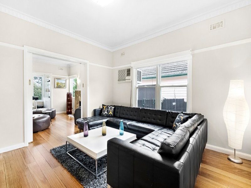 21 Hood Street, Balwyn North image 2