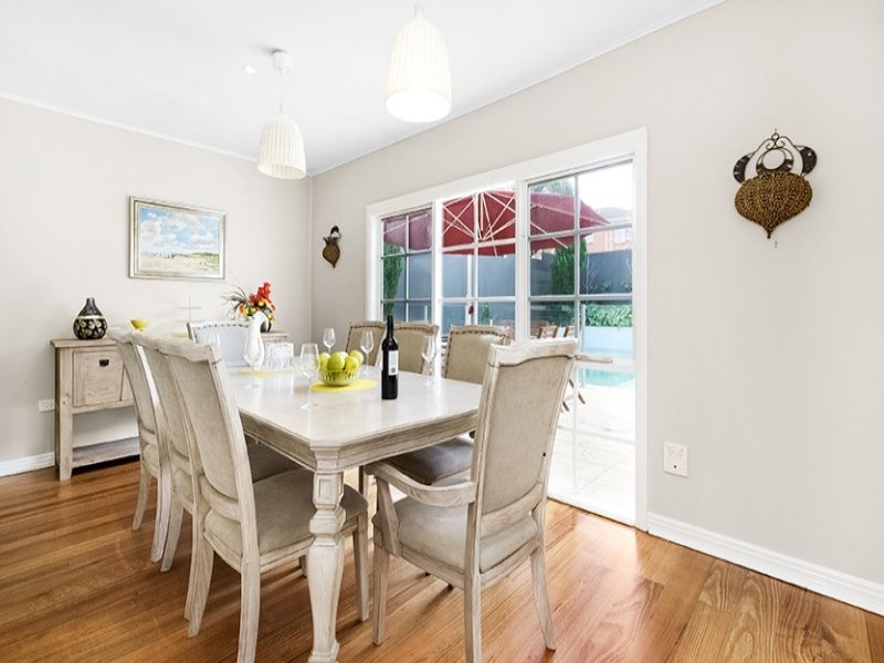 21 Hood Street, Balwyn North image 3