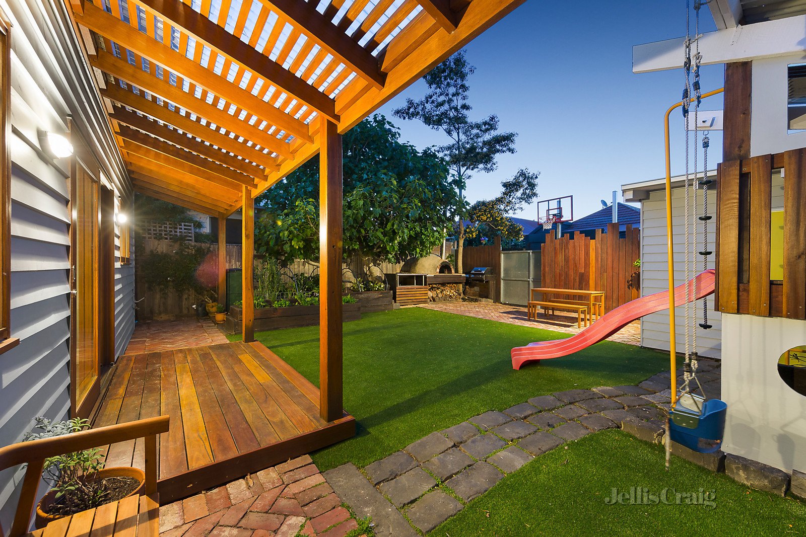 21 Howitt Street, Northcote image 12