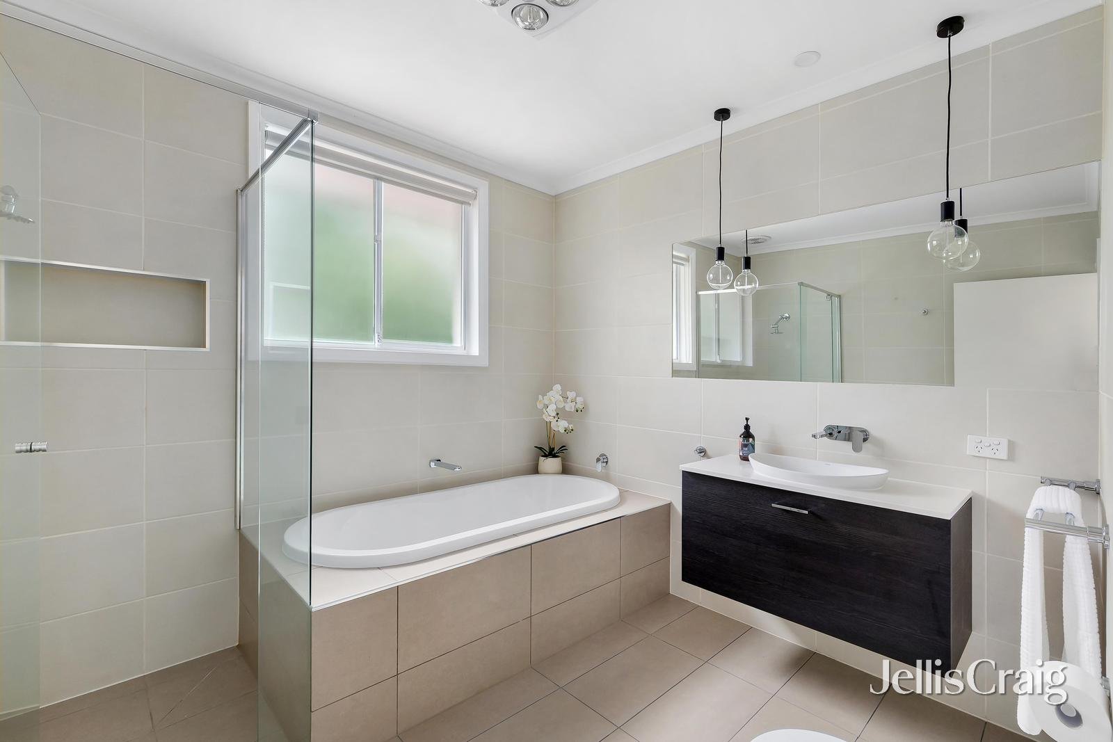 21 Hyacinth Street, Briar&nbsp;Hill image 19