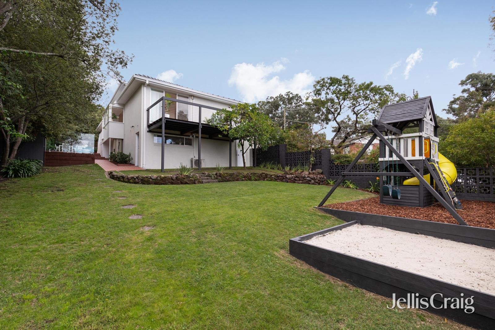 21 Hyacinth Street, Briar&nbsp;Hill image 24