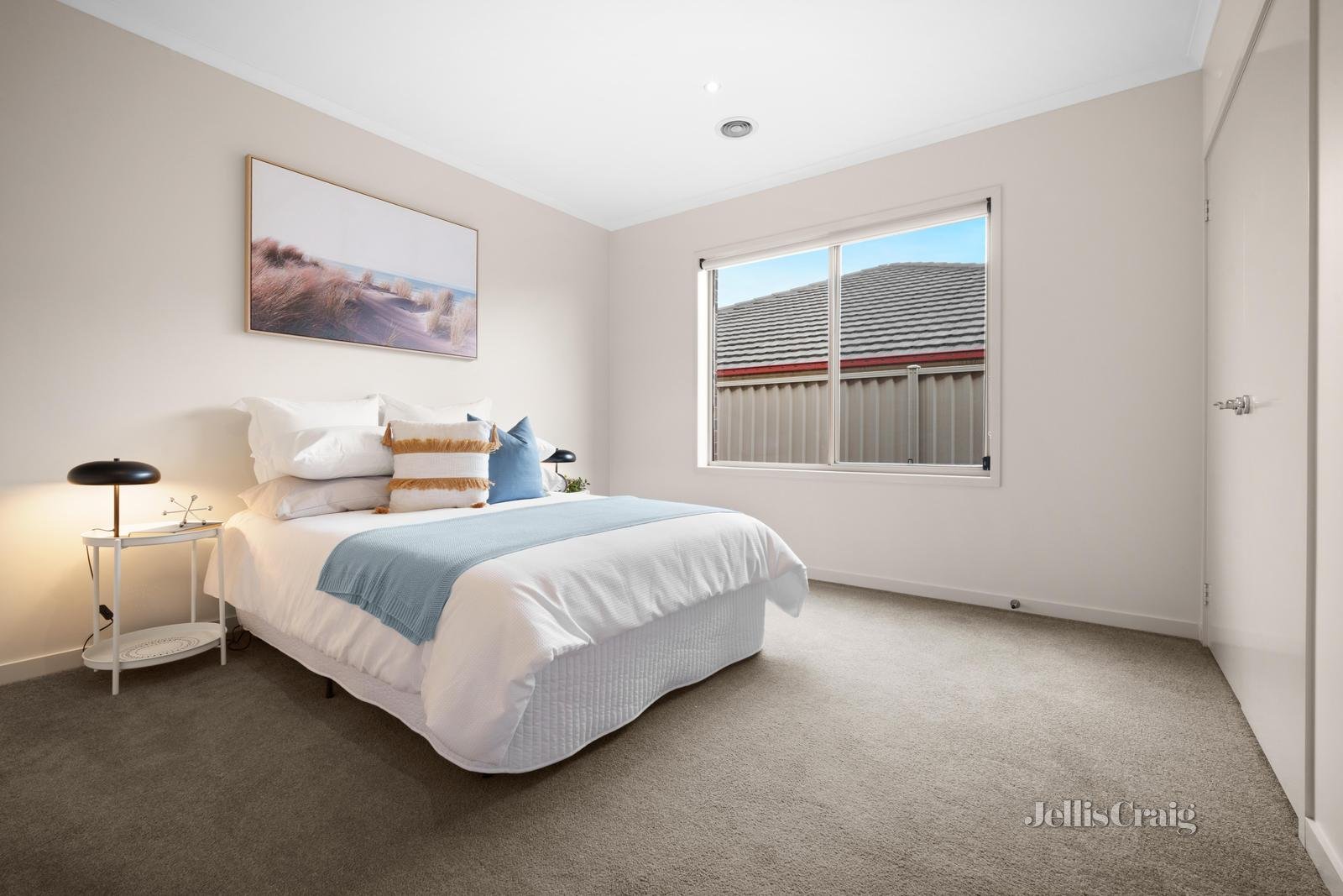 21 Imperial Way, Canadian image 10