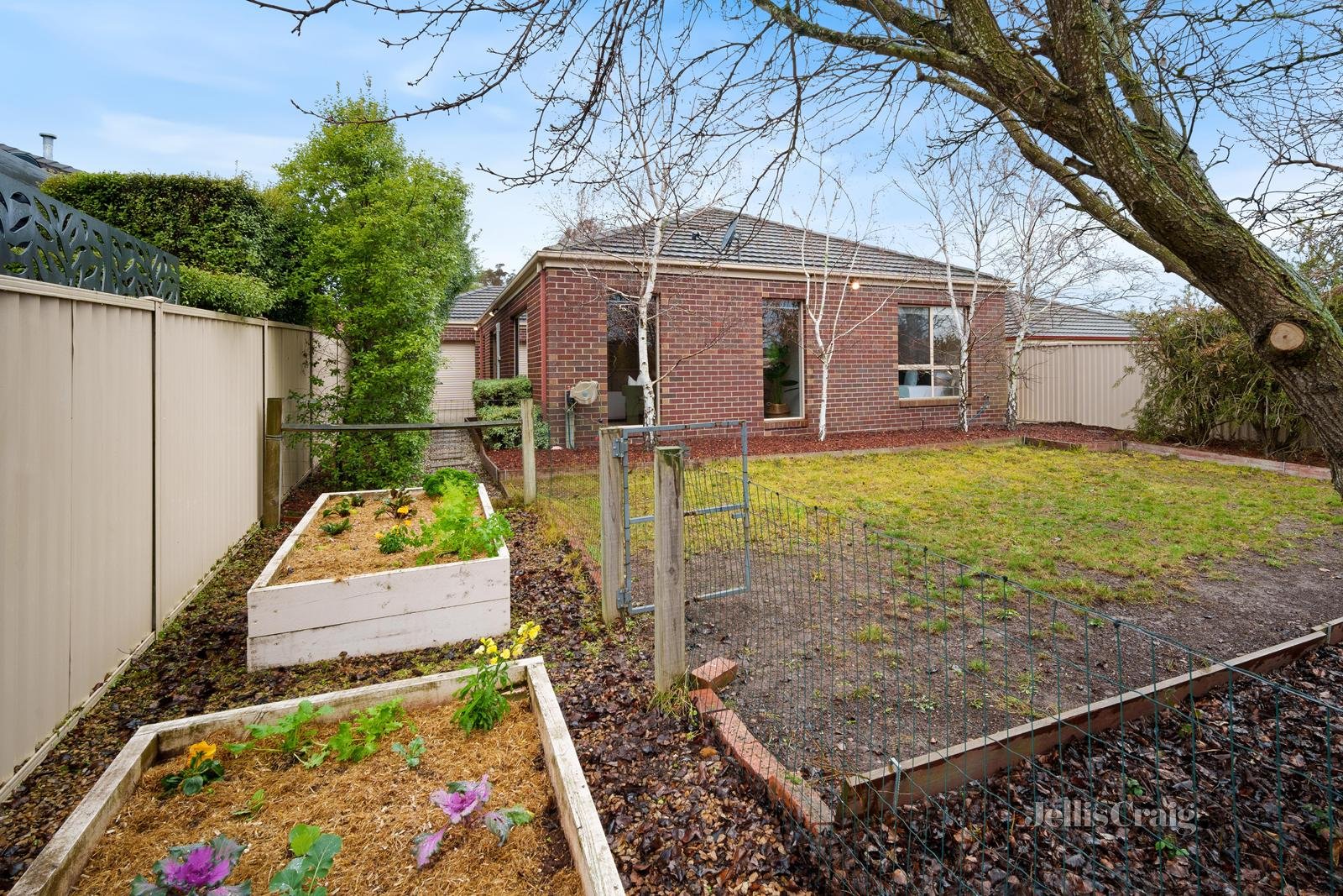 21 Imperial Way, Canadian image 13