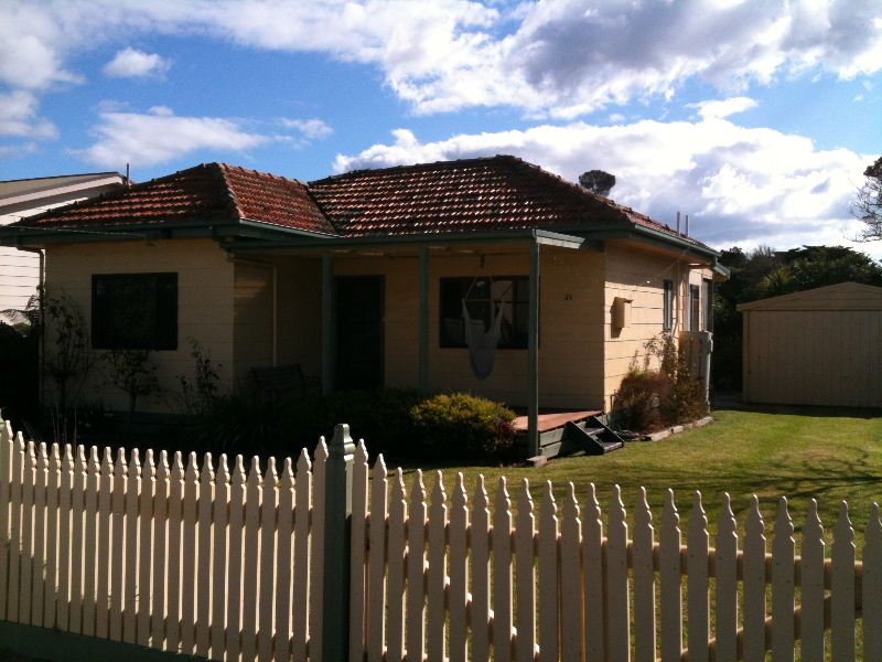 21 Irving Street Seaspray - Image 1