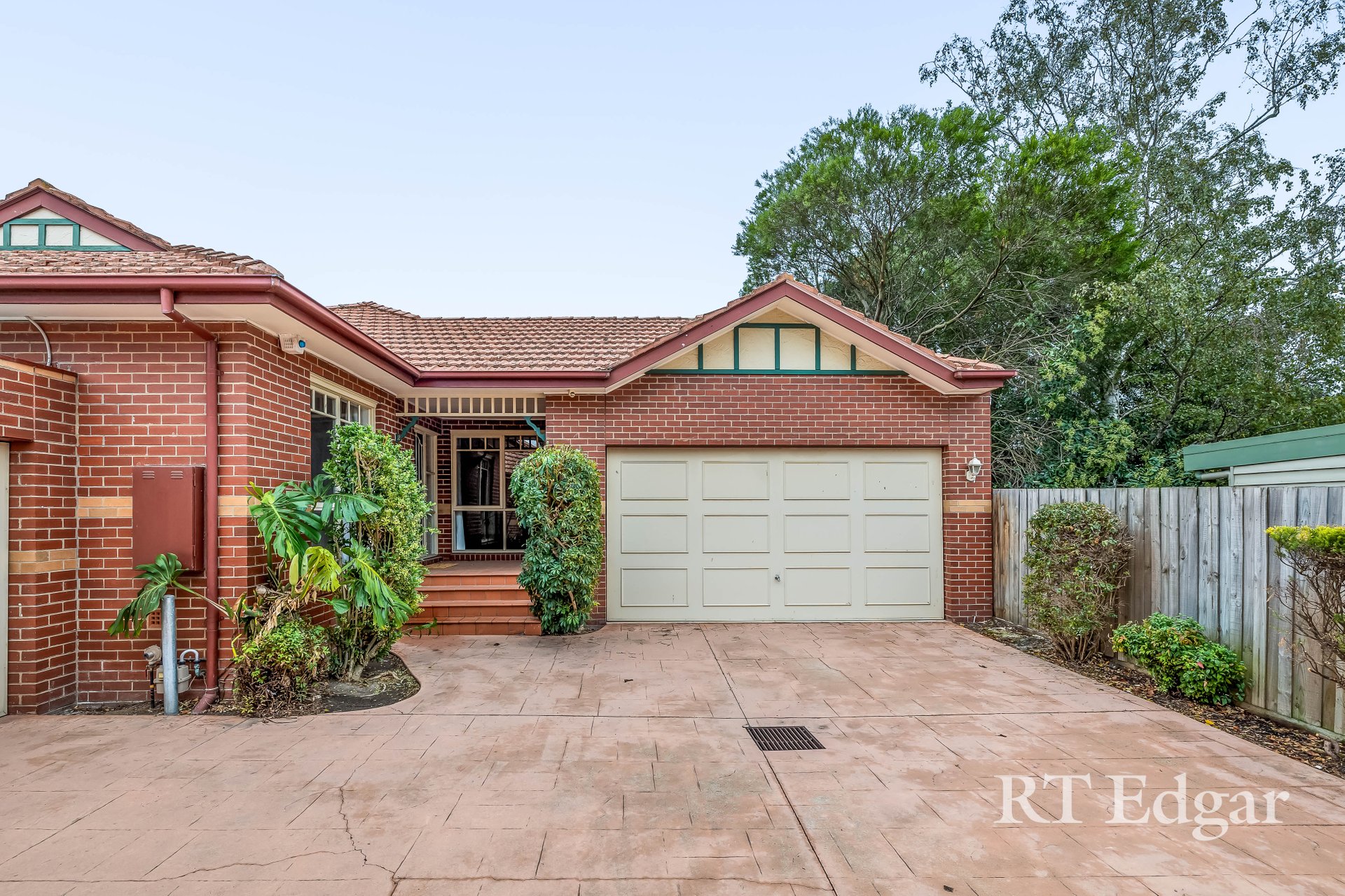 Property Gallery - Main Image