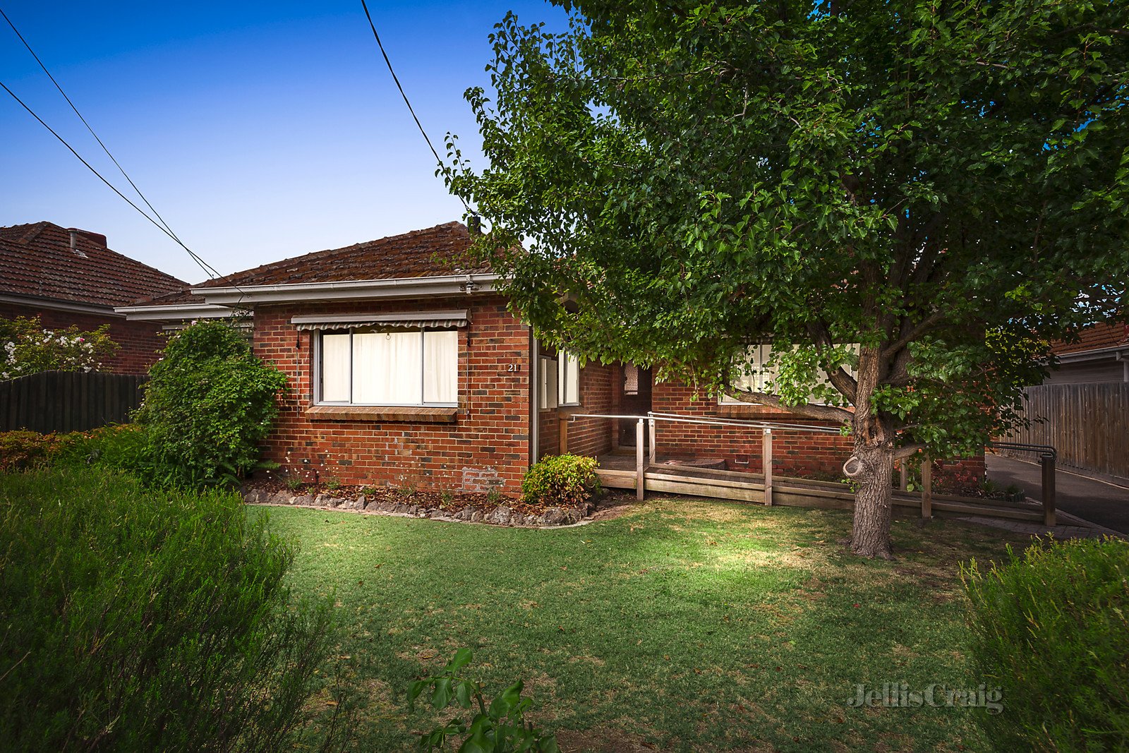 21 Jellicoe Street, Ivanhoe image 7