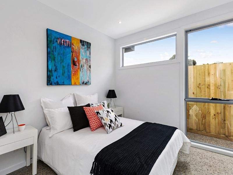 2 / 1 Jepson Street YARRAVILLE