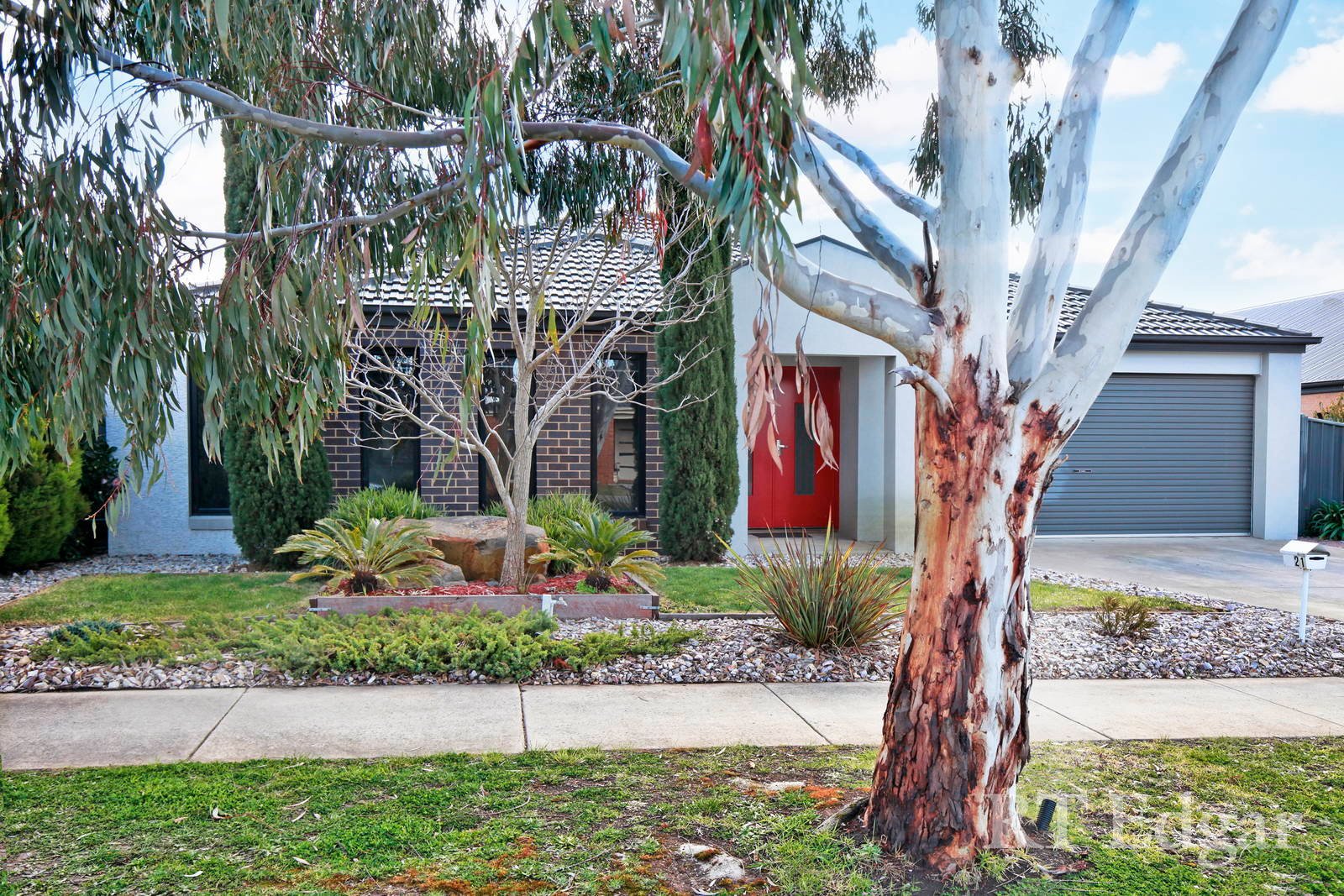 Property Gallery - Main Image