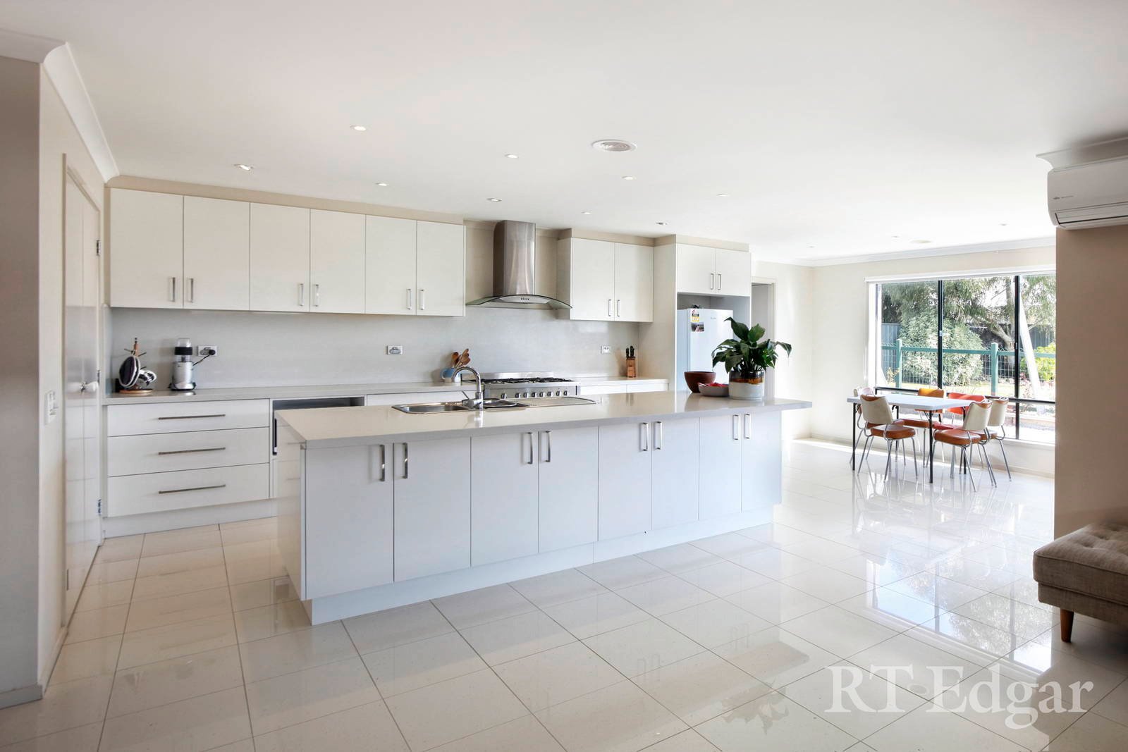 Property Gallery Thumbnail 5