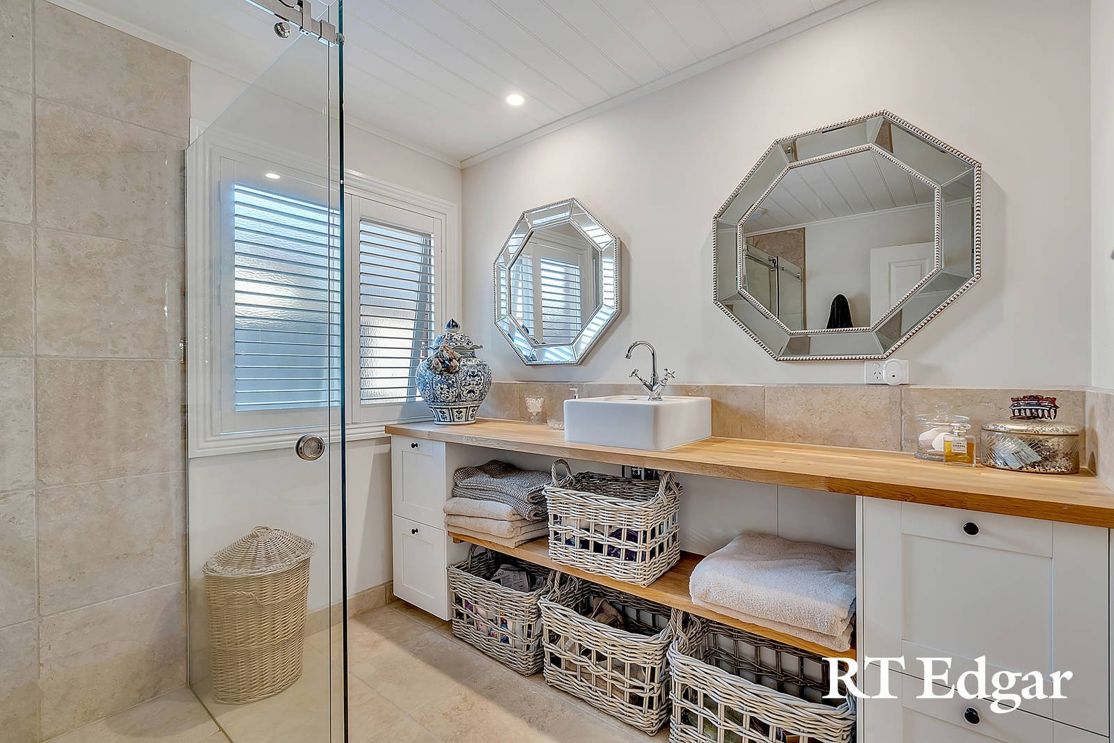 Property Gallery Thumbnail 12