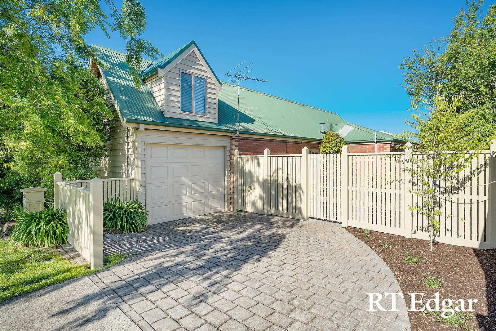 Property Gallery Thumbnail 19