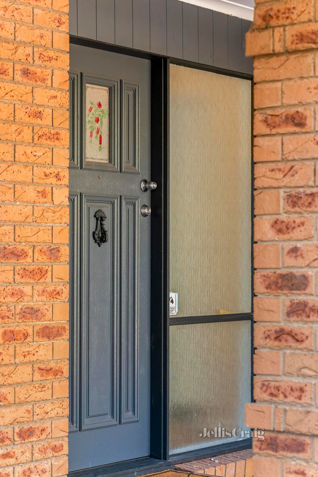 21 Knee Lane, Croydon North image 15