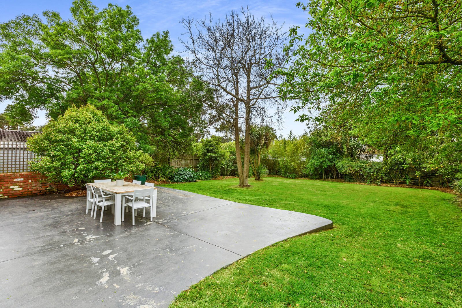 Property Gallery Thumbnail 10