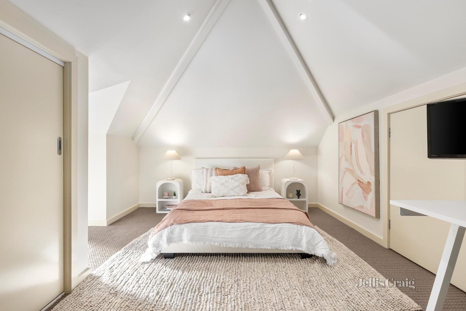 21 Lake Avenue, Pascoe Vale image 7