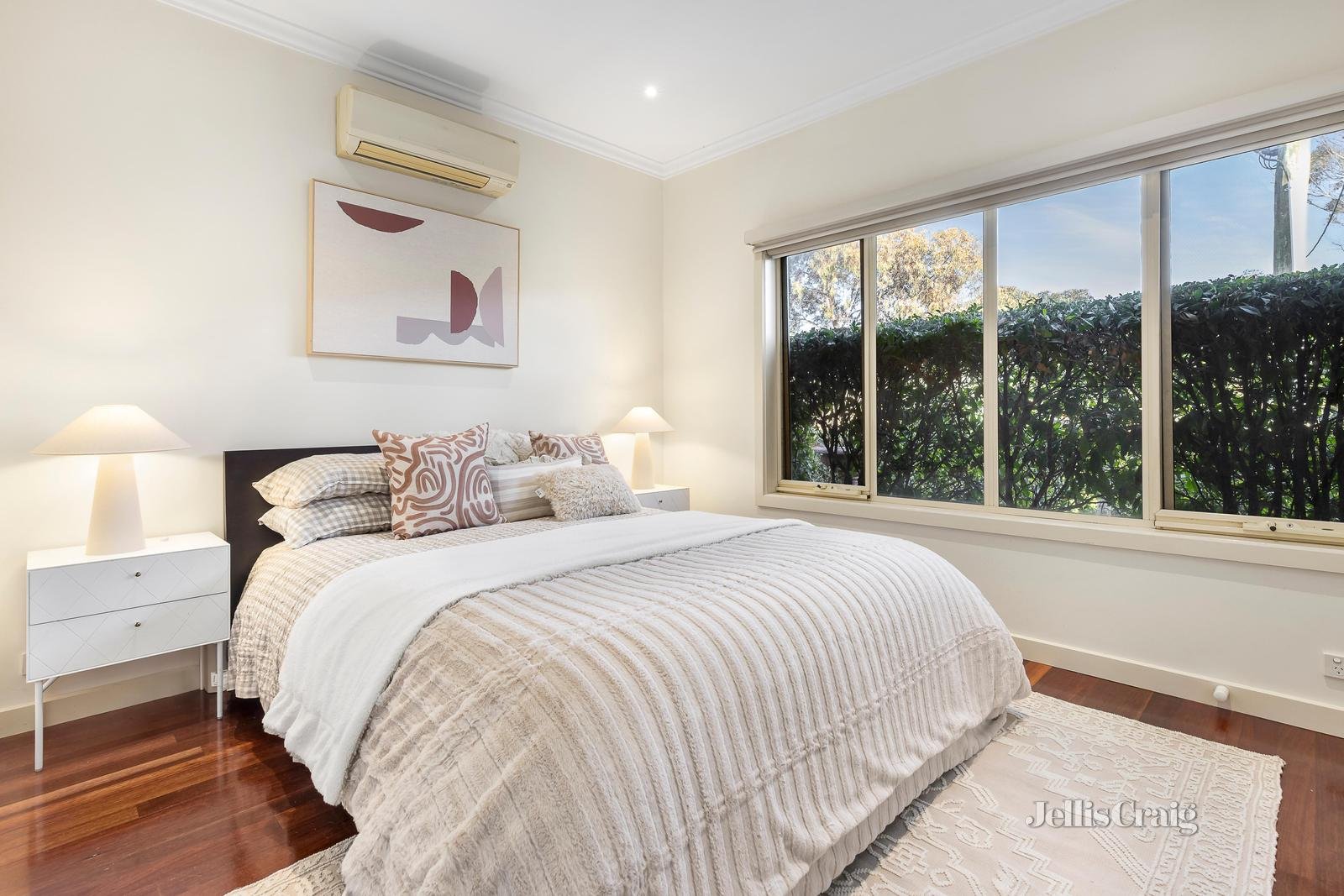 21 Lake Avenue, Pascoe Vale image 8