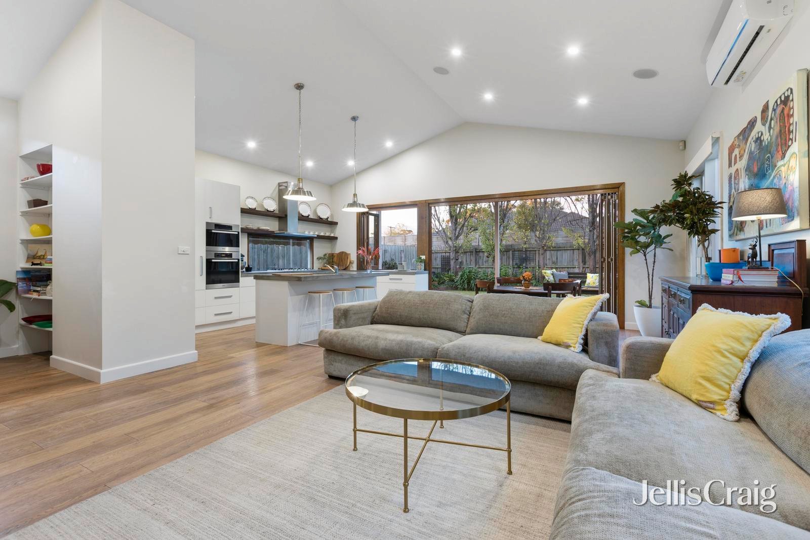 21 Lees Street, Mckinnon image 4