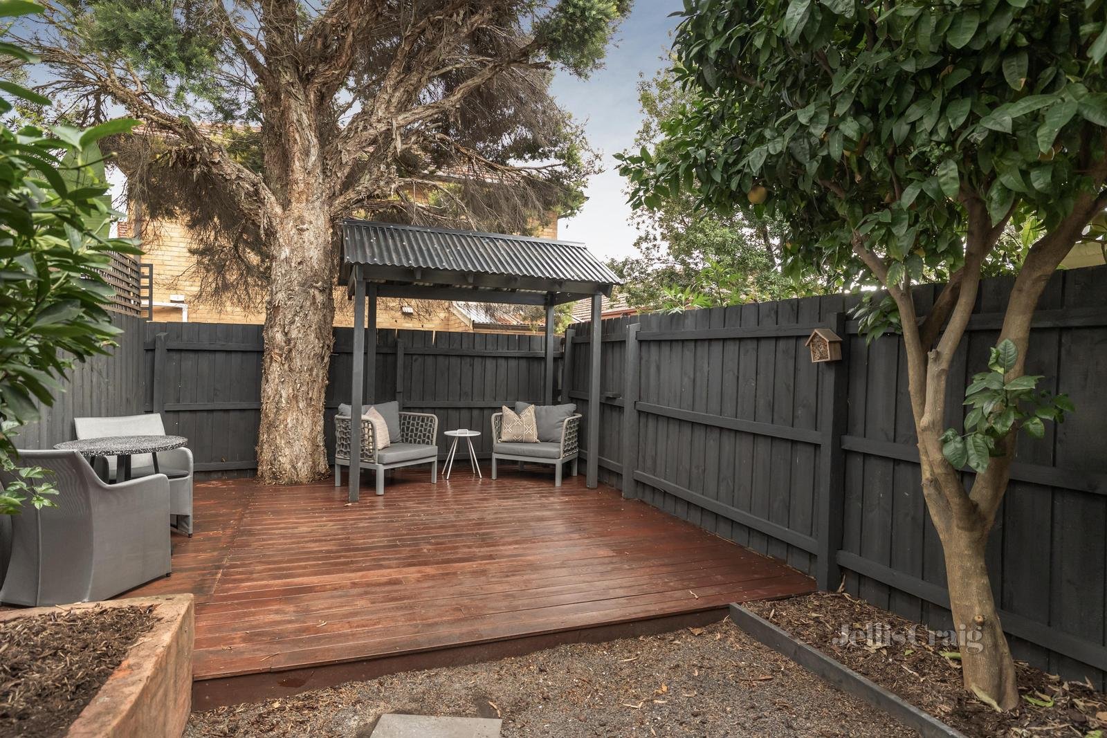 21 Leslie Street, St Kilda East image 3