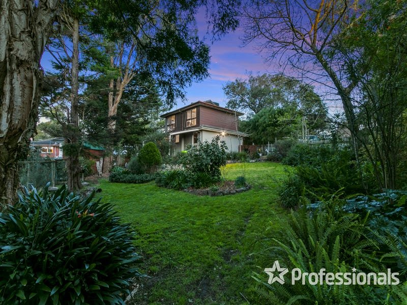 21 Little John Road, Warranwood image 3