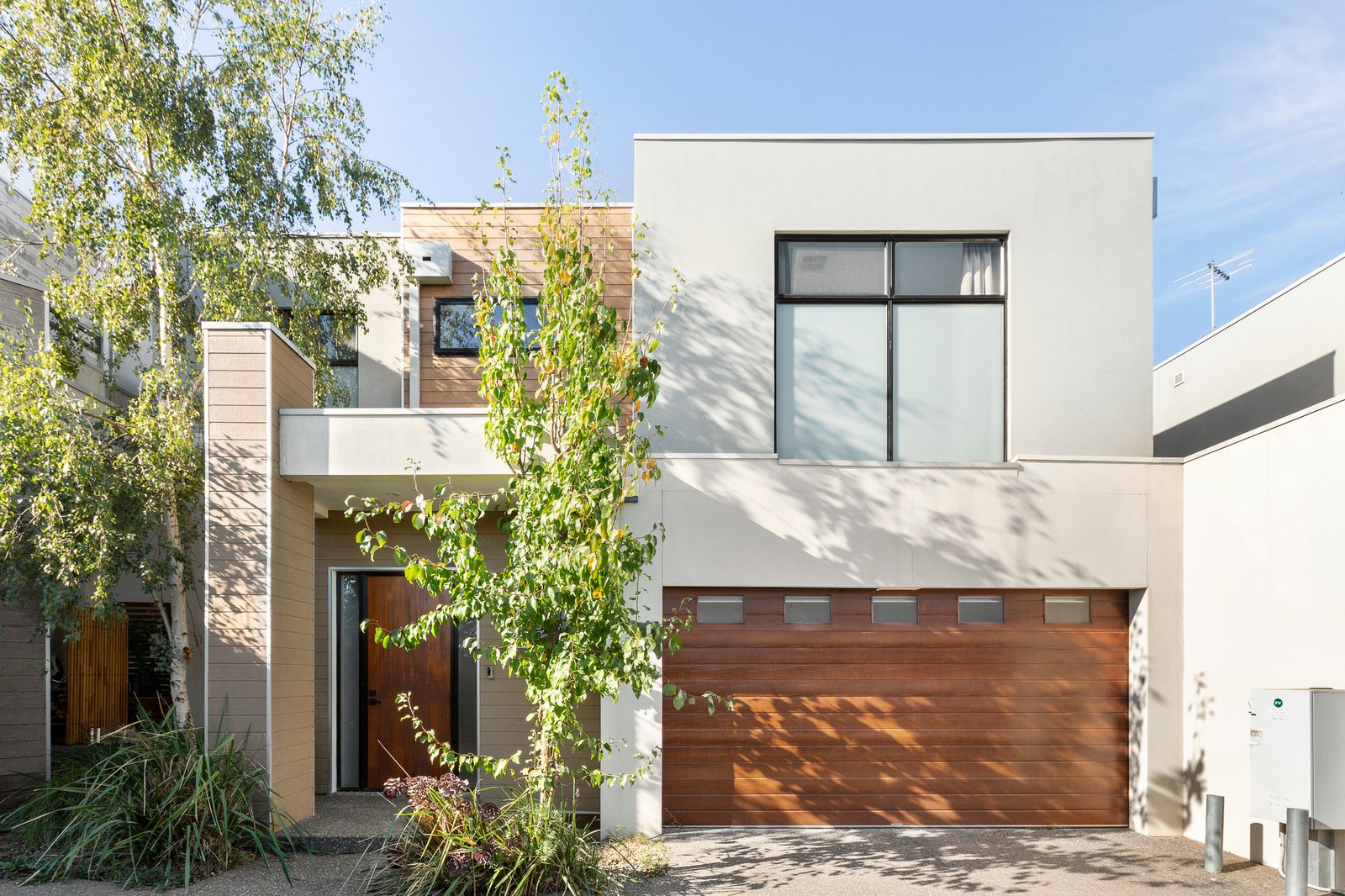 2/1 Louise Court