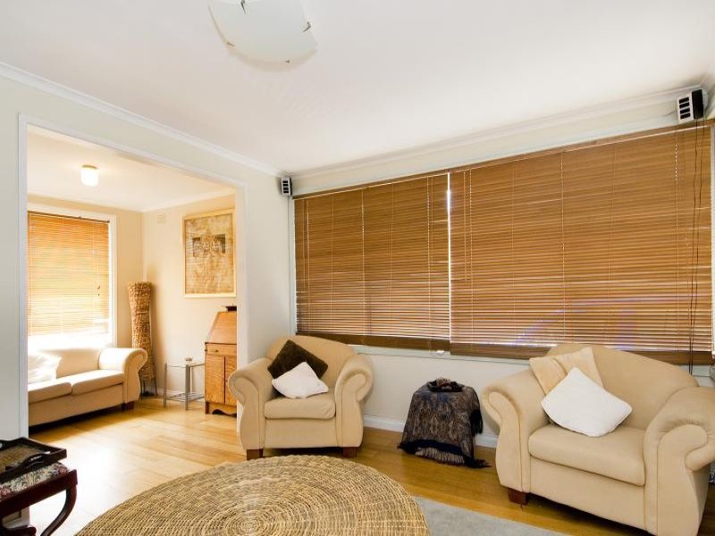 21 Lucas Street, Newcomb image 7