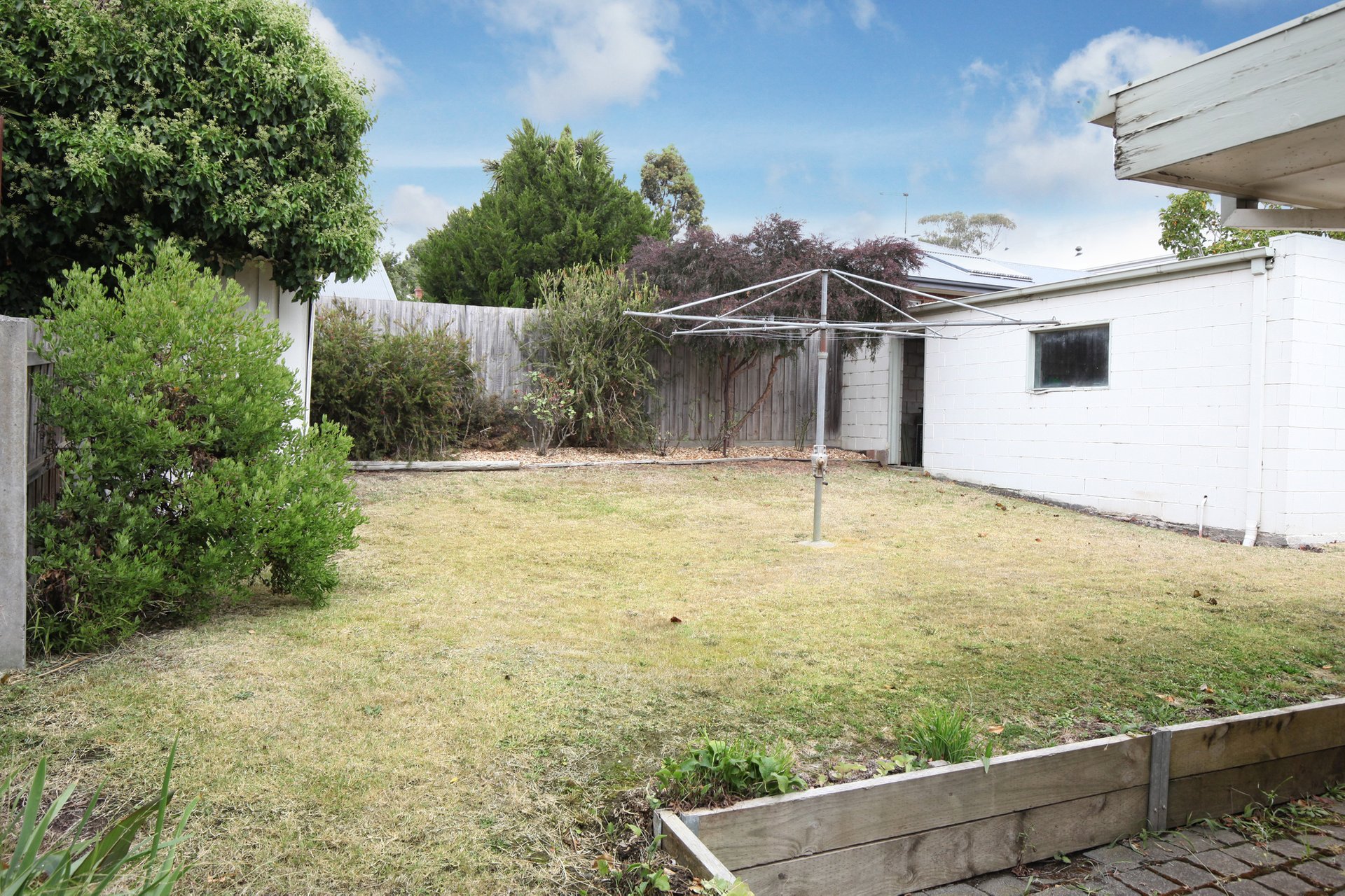 Property Gallery Thumbnail 14