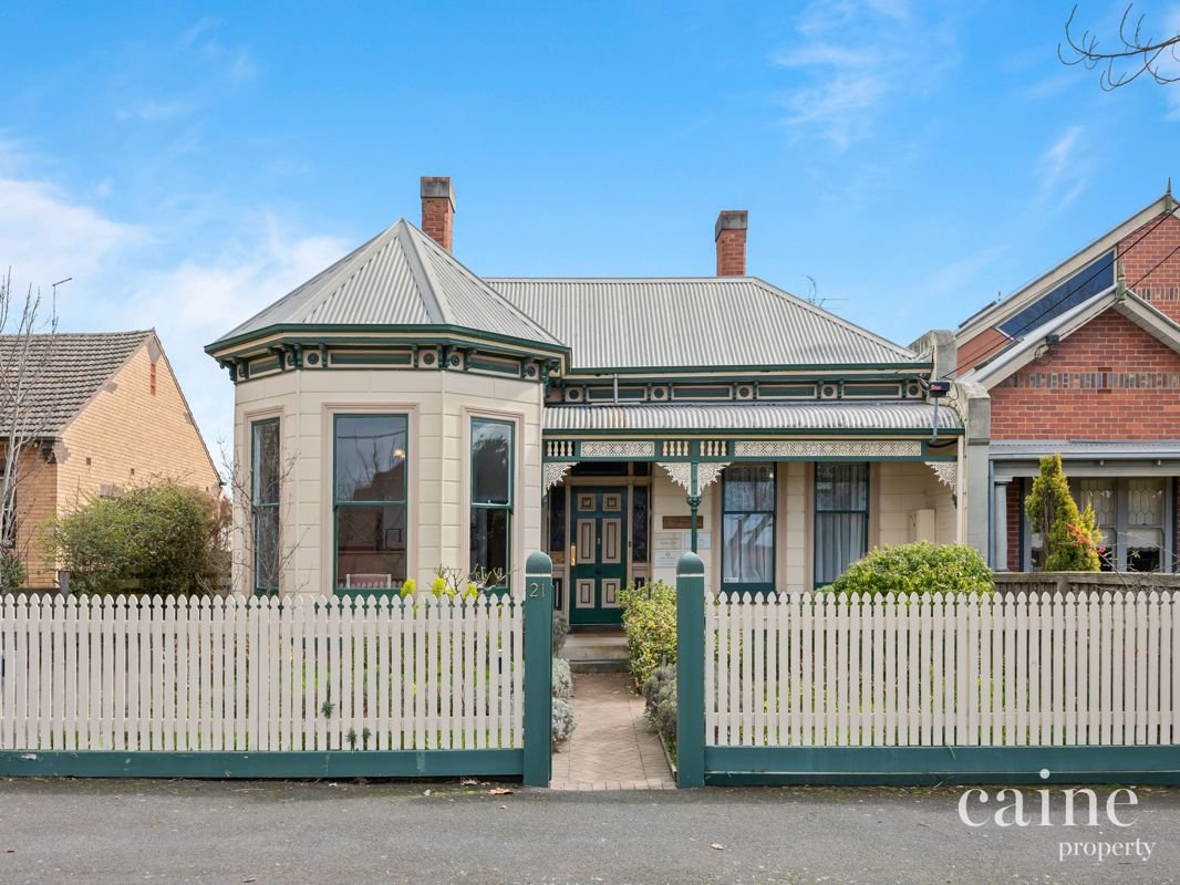 21 Lyons Street North, Ballarat Central image 2