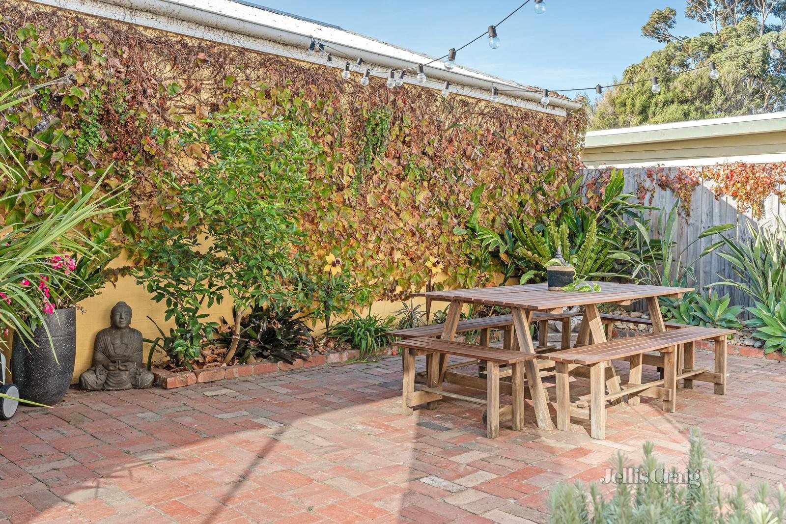 21 Macgregor Street, Parkdale image 13