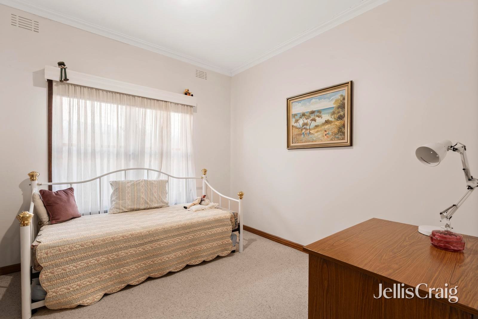 21 Malcolm Street, Blackburn image 8