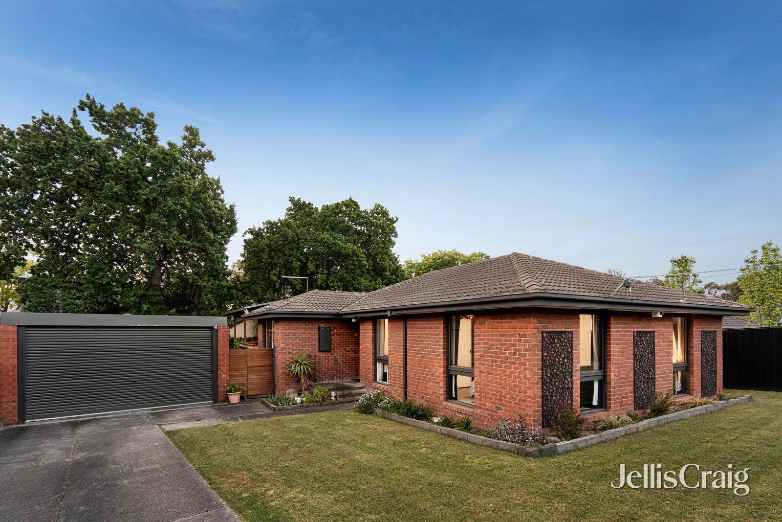21 Marana Close, Lilydale image 1