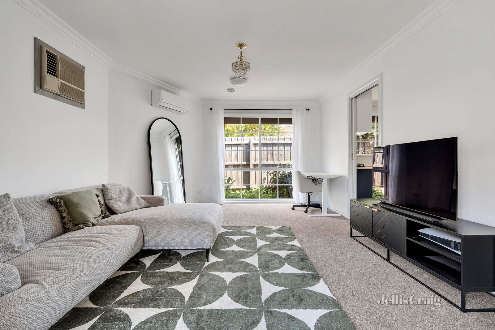 2/1 Mccracken Avenue, Pascoe Vale image 12