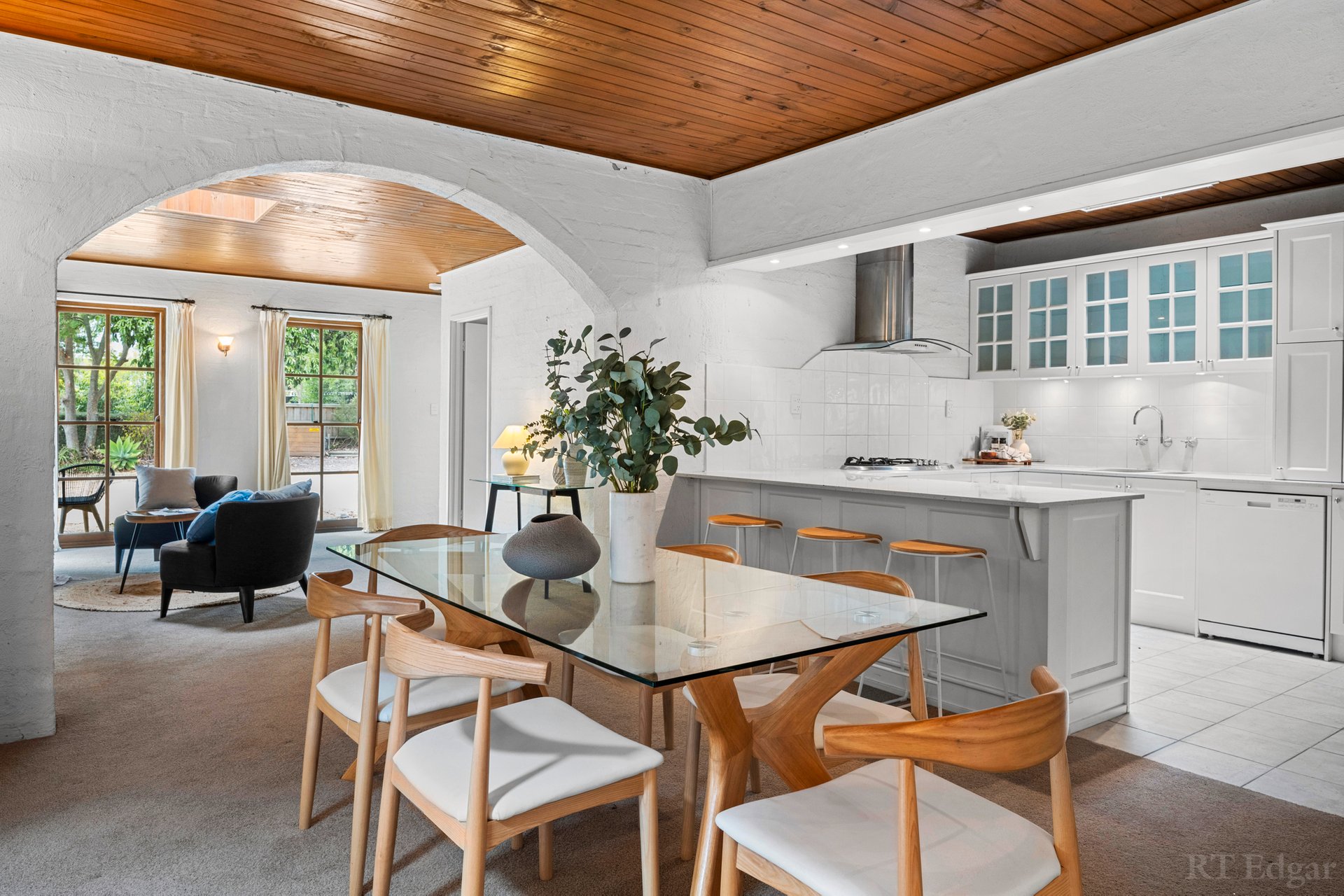 Property Gallery Thumbnail 3